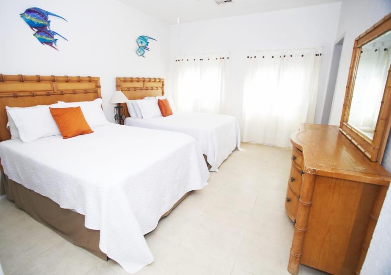 The Queen Of Cozumel Beach House -Luxury Beachfront Villa- Million Dollars View מראה חיצוני תמונה